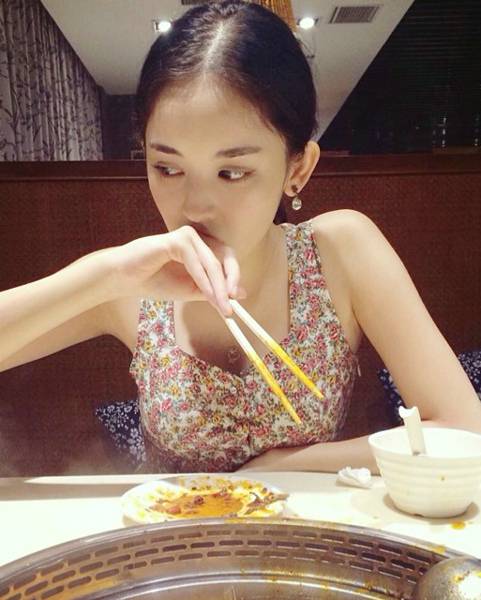 宅男女神古力娜扎纯美自拍照