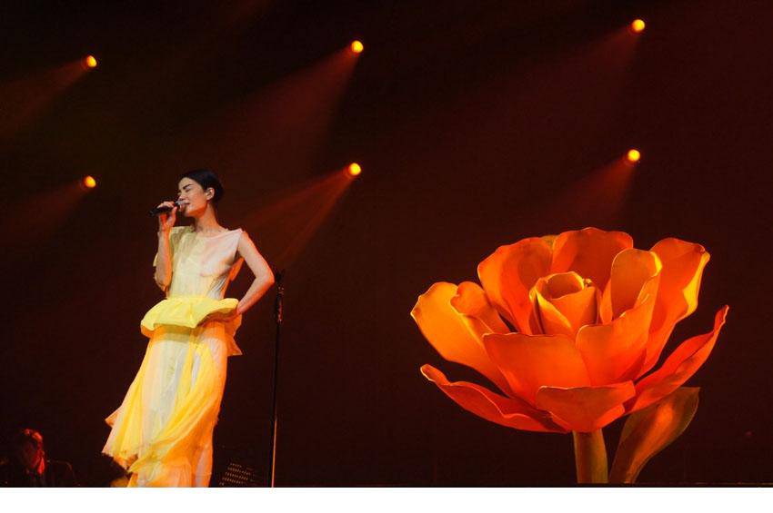 天后王菲2012郑州演唱会现场组图