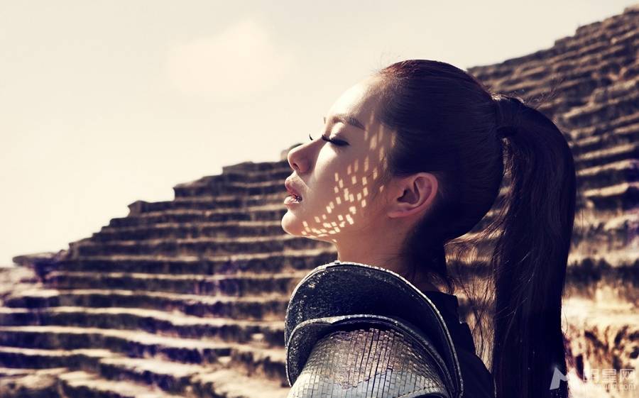 女明星戚薇美艳霸气写真大片