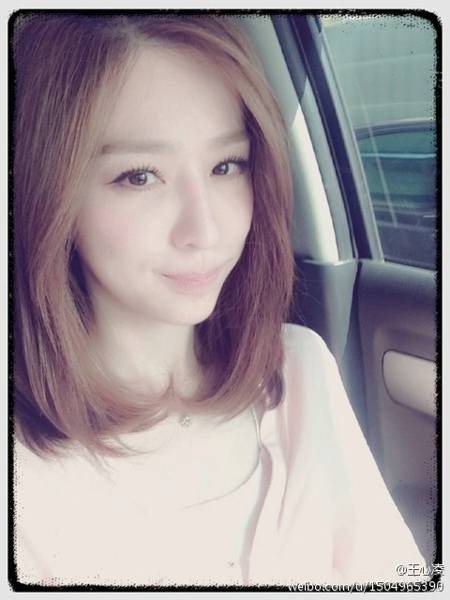甜美女神王心凌微博大晒素颜照