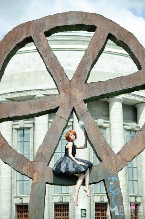 杨丞琳化身天使唯美梦幻宣传照