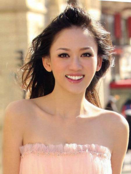 陈乔恩散发成熟女人味组图