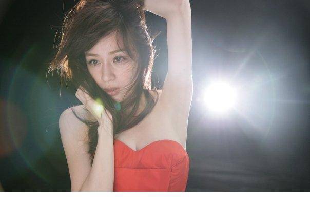 台湾女星王心凌甜美迷人组图