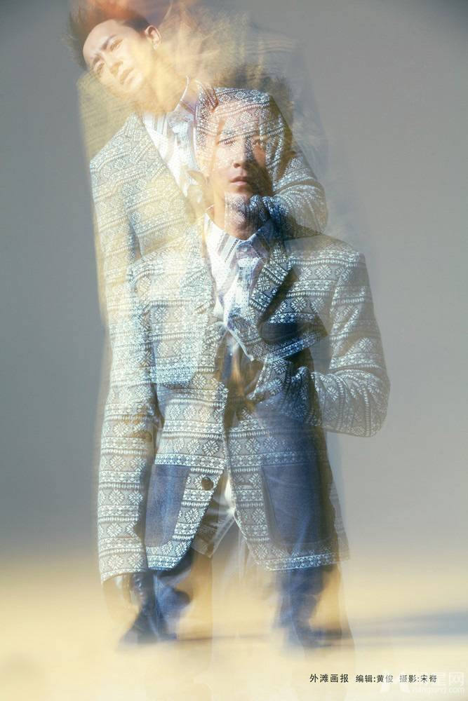 韩庚帅气登上杂志封面 潮男魅力尽展