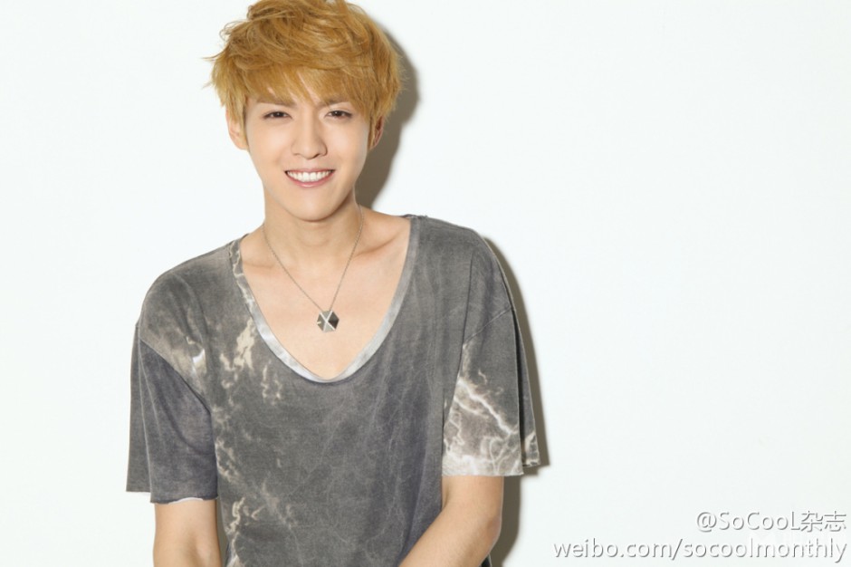 漫画美男吴亦凡迷人笑容亮相