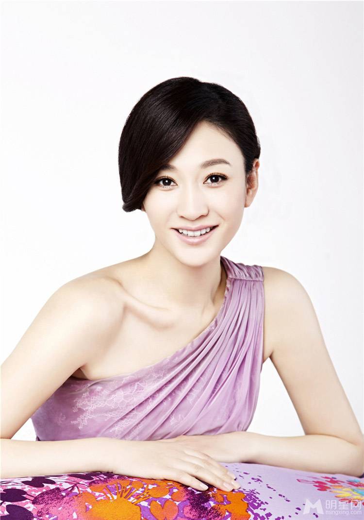 李小冉时尚优雅轻熟女写真