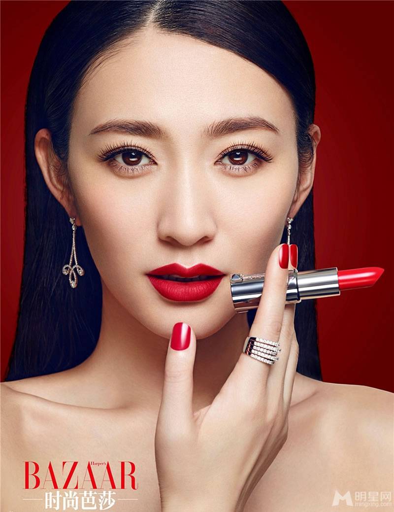 李小冉性感红唇优雅女人魅力范