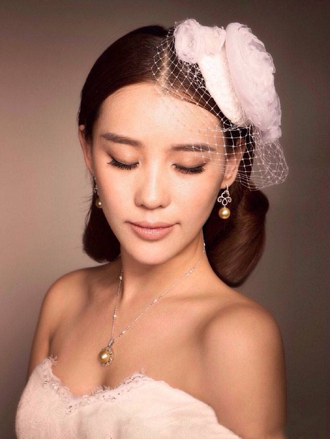 施予斐复古个性婚纱怀旧风格摄影集