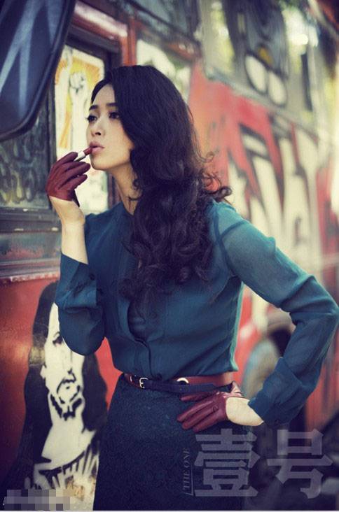 蒋欣百变时尚造型壹号写真