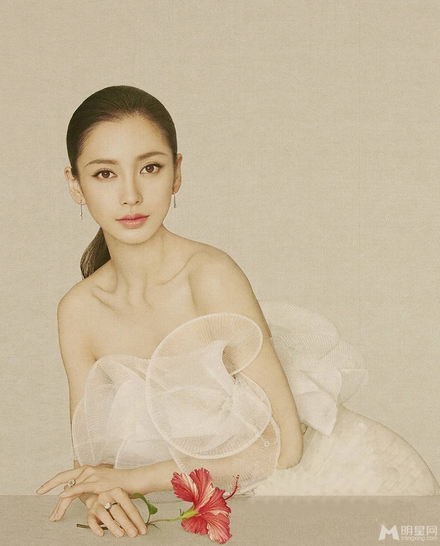 Angelababy美艳新娘装扮唯美画报