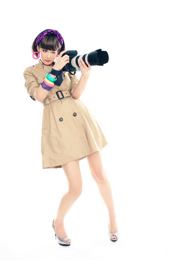 张馨予魔术变换秀百变魅力组图