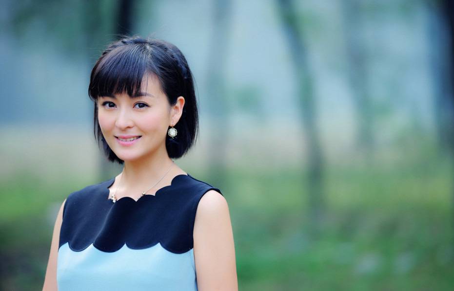 内地影视美女戴娇倩户外清新写真