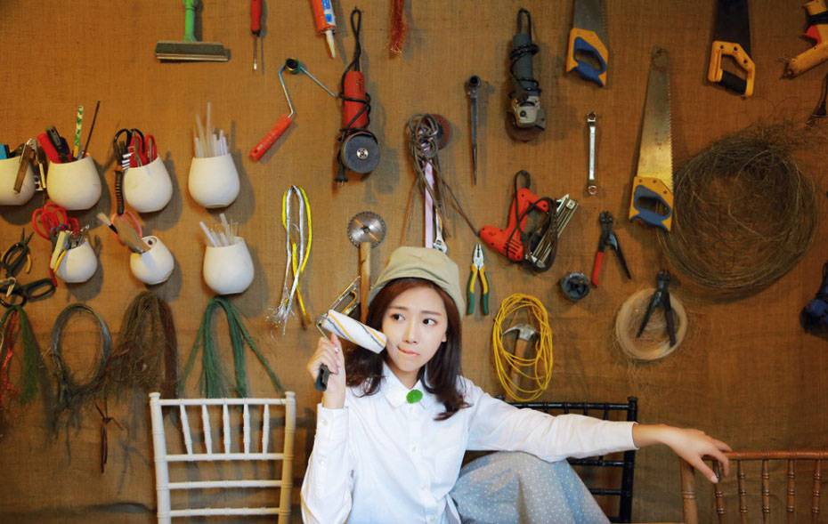 女星菅韧姿工业坊甜美鬼马自拍