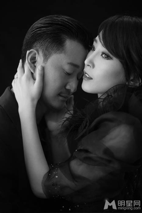 谢楠吴京吸血鬼格调浪漫婚纱照