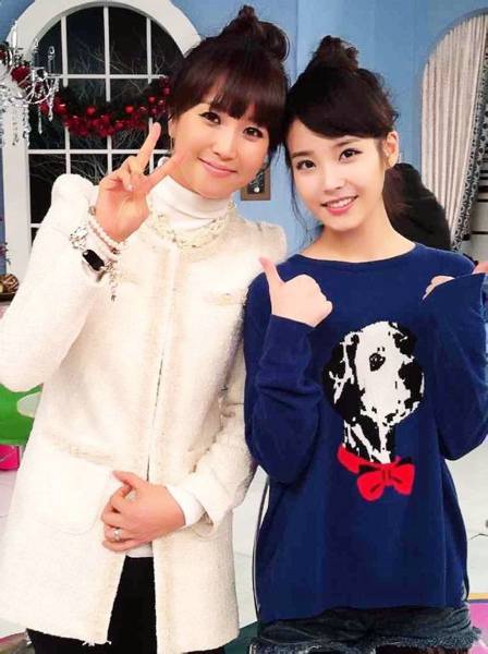 可爱女星李智恩IU生活甜美自拍