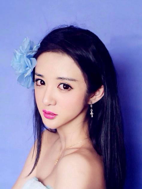气质美女陈一娜时尚唯美写真