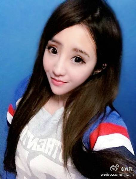 甜美萝莉夏后清纯可爱自拍