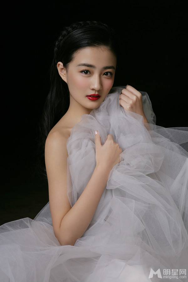 内地女演员徐璐性感写真