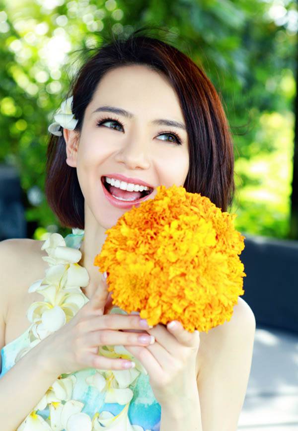 戚薇夏日甜美海边清凉美图集