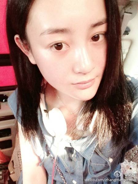 气质女星张檬素颜甜美生活照