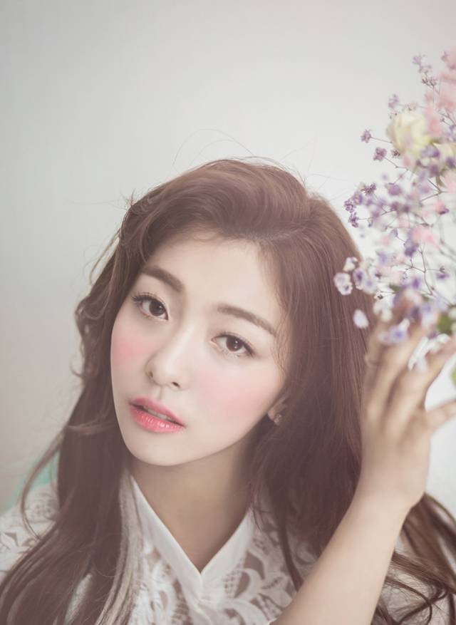 F（x）成员Luna春天素雅小清新写真