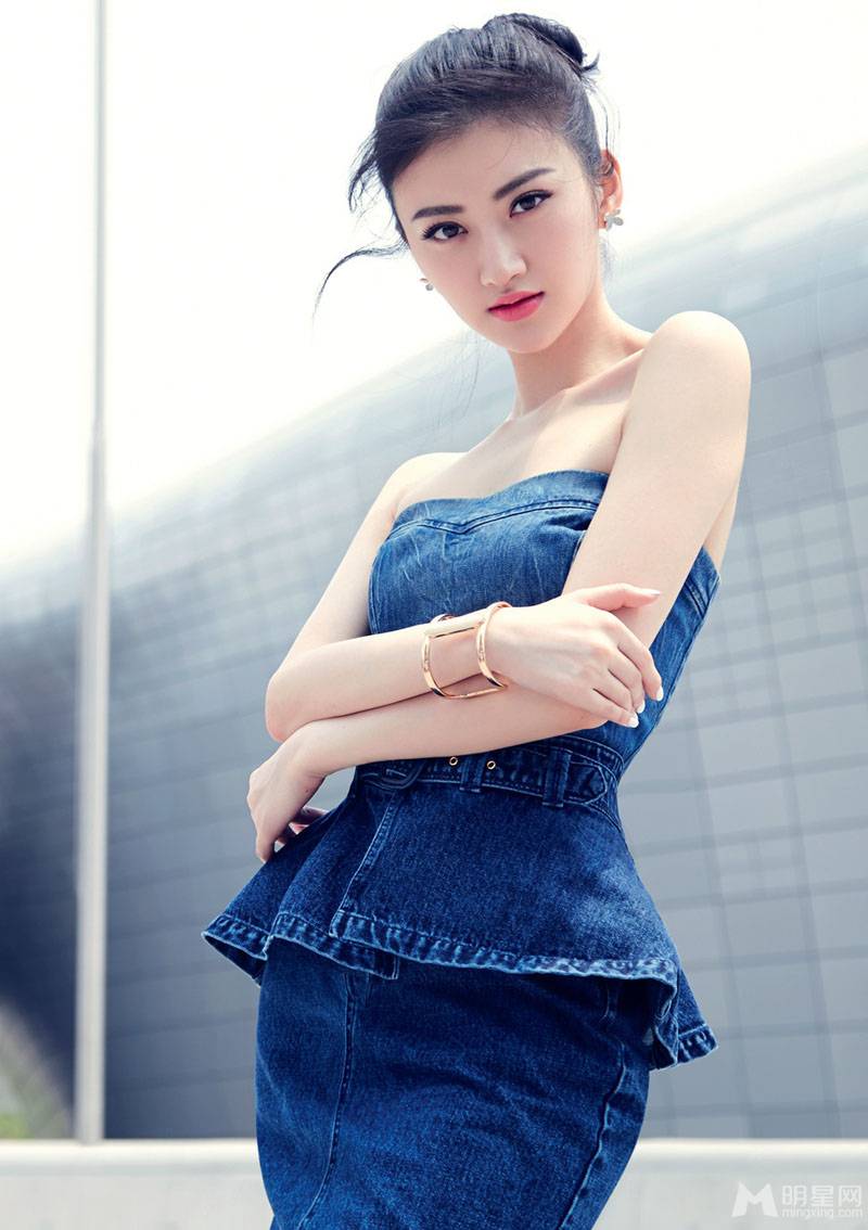 时尚影视演员景甜靓丽大片曝光