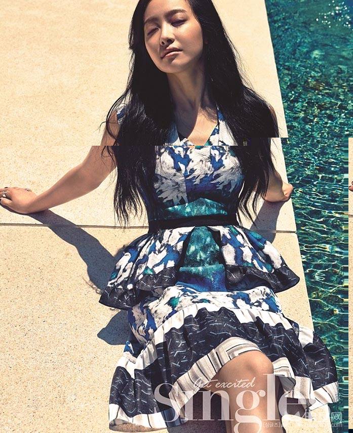 女演员宋茜夏日巴厘岛度假组图