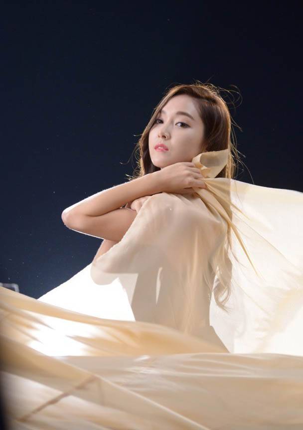 郑秀妍时尚杂志创意造型美拍