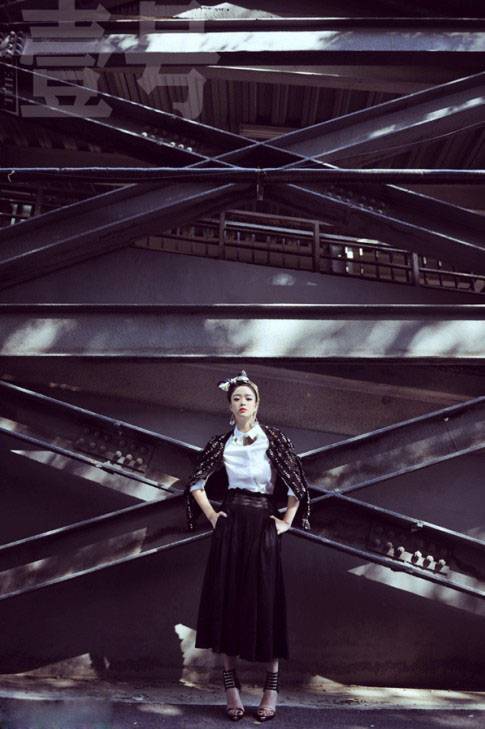 蒋欣百变时尚造型壹号写真