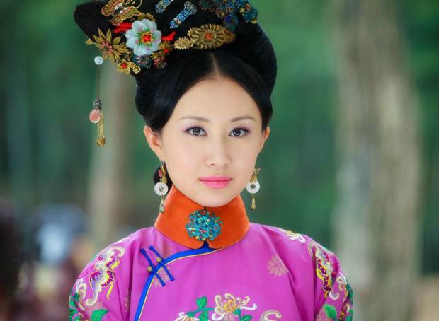 《宫锁珠帘》舒畅宫廷装唯美剧照图