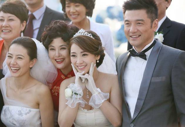 电视剧《咱们结婚吧》柳岩唯美婚纱剧照