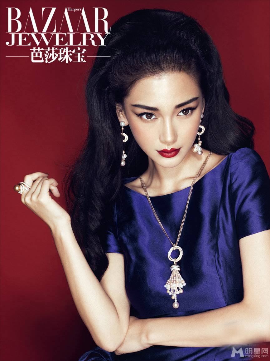 Angelababy性感红唇演绎复古时尚组图