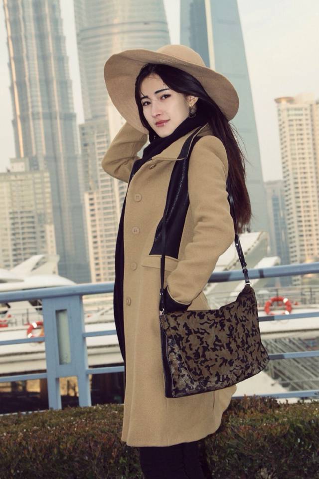 最美模特朱韵淇时尚冬日街拍