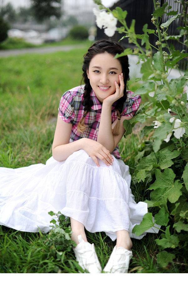 90后美女刘筱筱清新校园写真集
