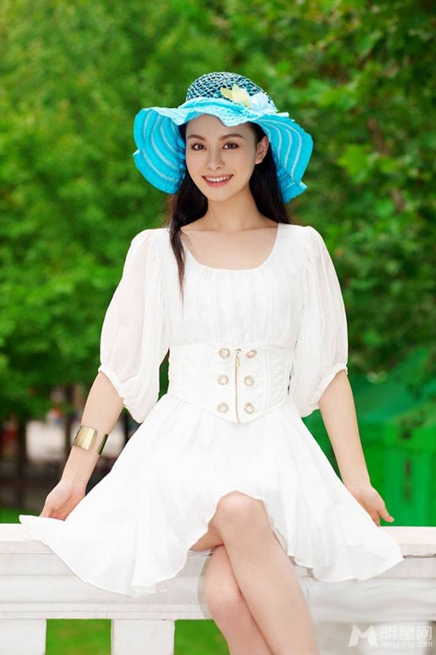 熟女宫媛恬静优雅小清新写真