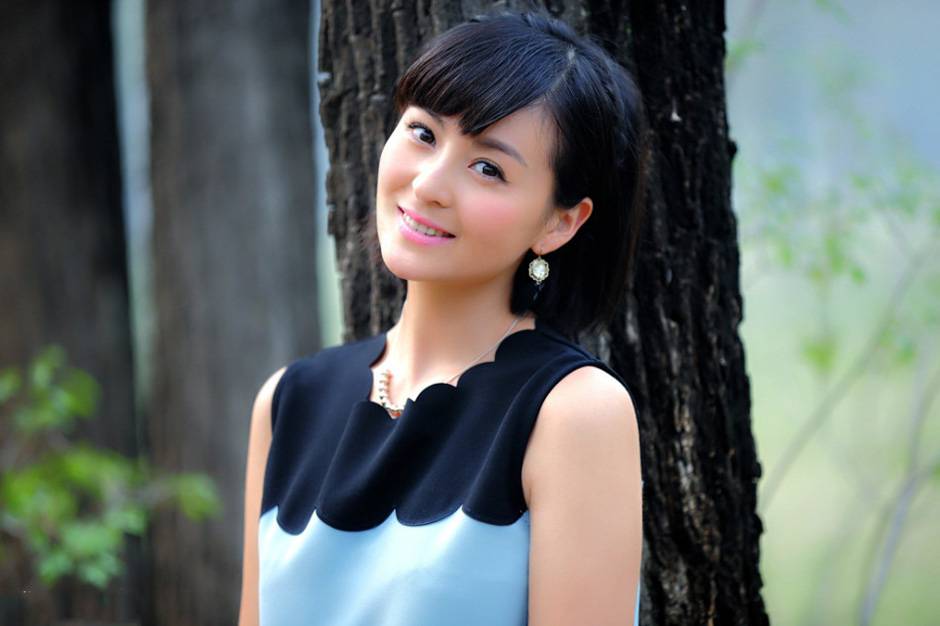内地影视美女戴娇倩户外清新写真
