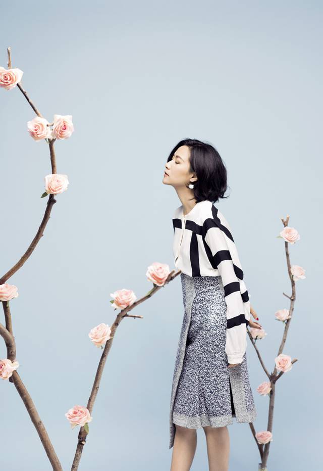 徐静蕾春日清新文艺范杂志写真