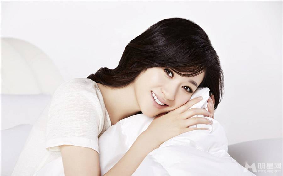 李小冉时尚优雅轻熟女写真