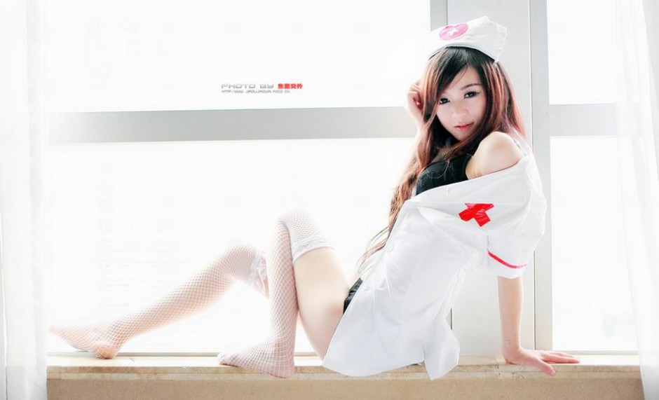 美女护士诱人私房片