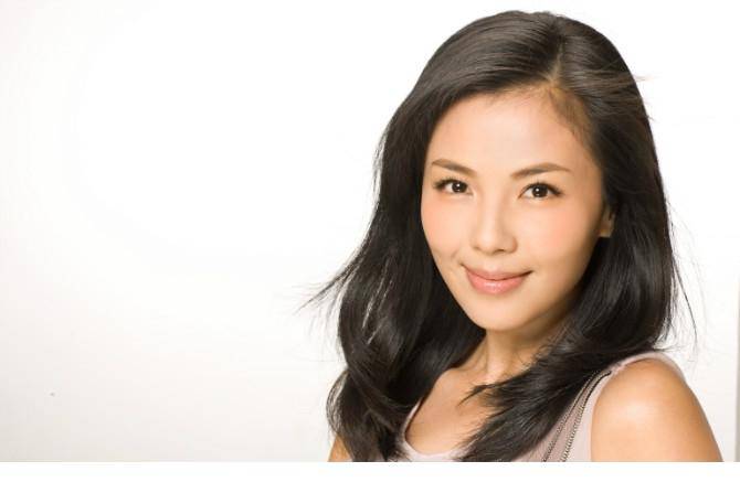 刘涛诠释温婉端庄组图