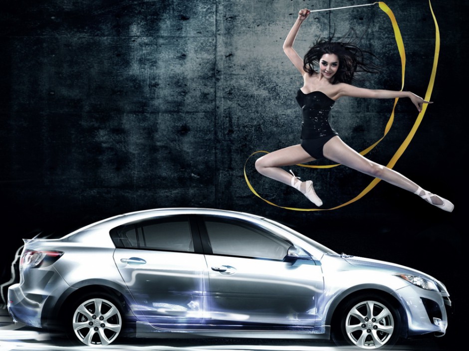 性感美女爱戴豪车上诱人唯美写真