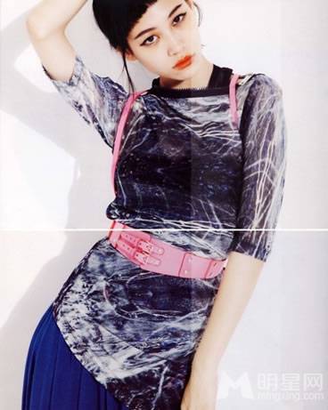 水原希子引领时尚潮流风尚写真