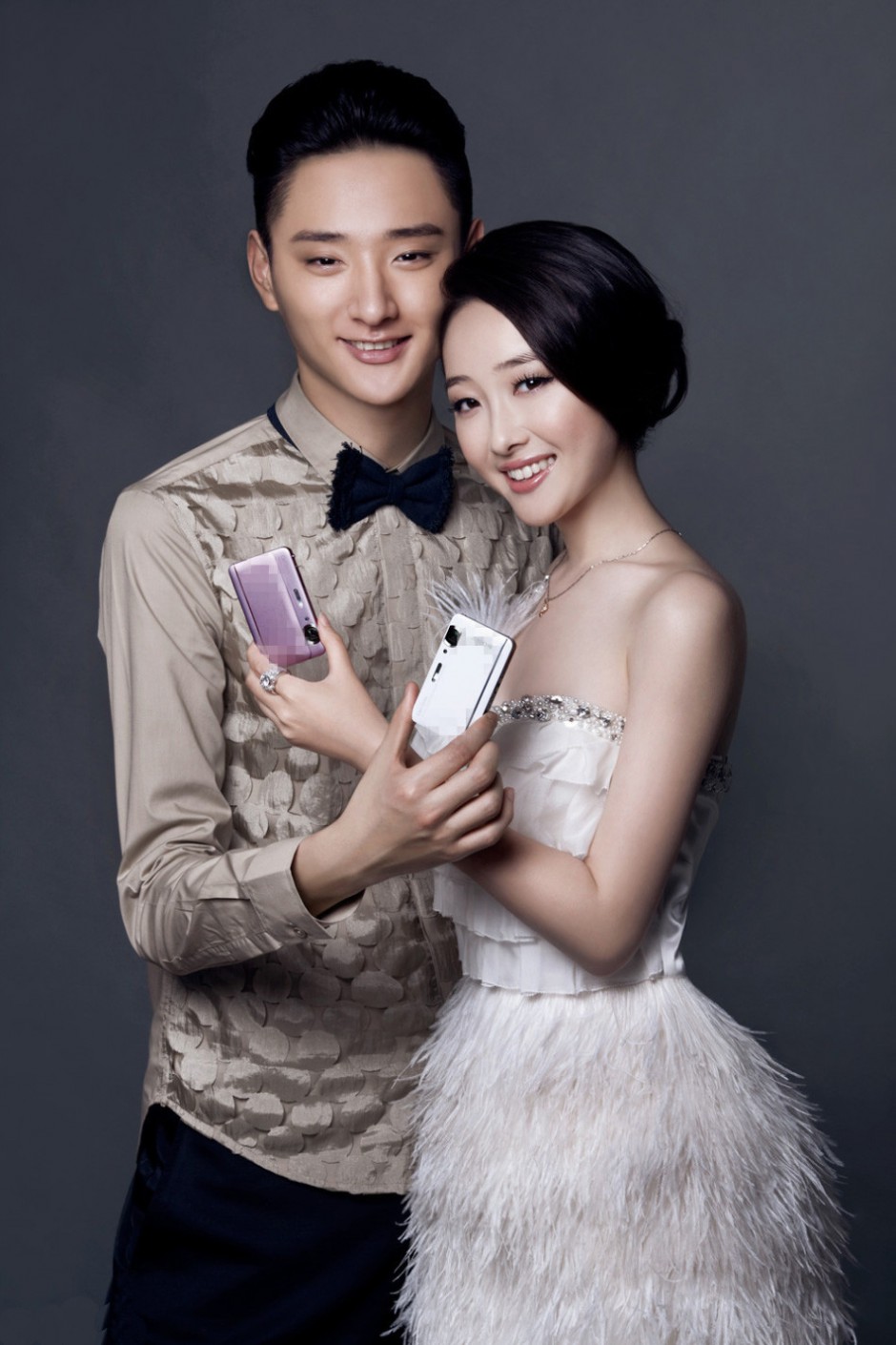 蒋梦婕于小彤玩亲亲彰显郎才女貌大片出炉