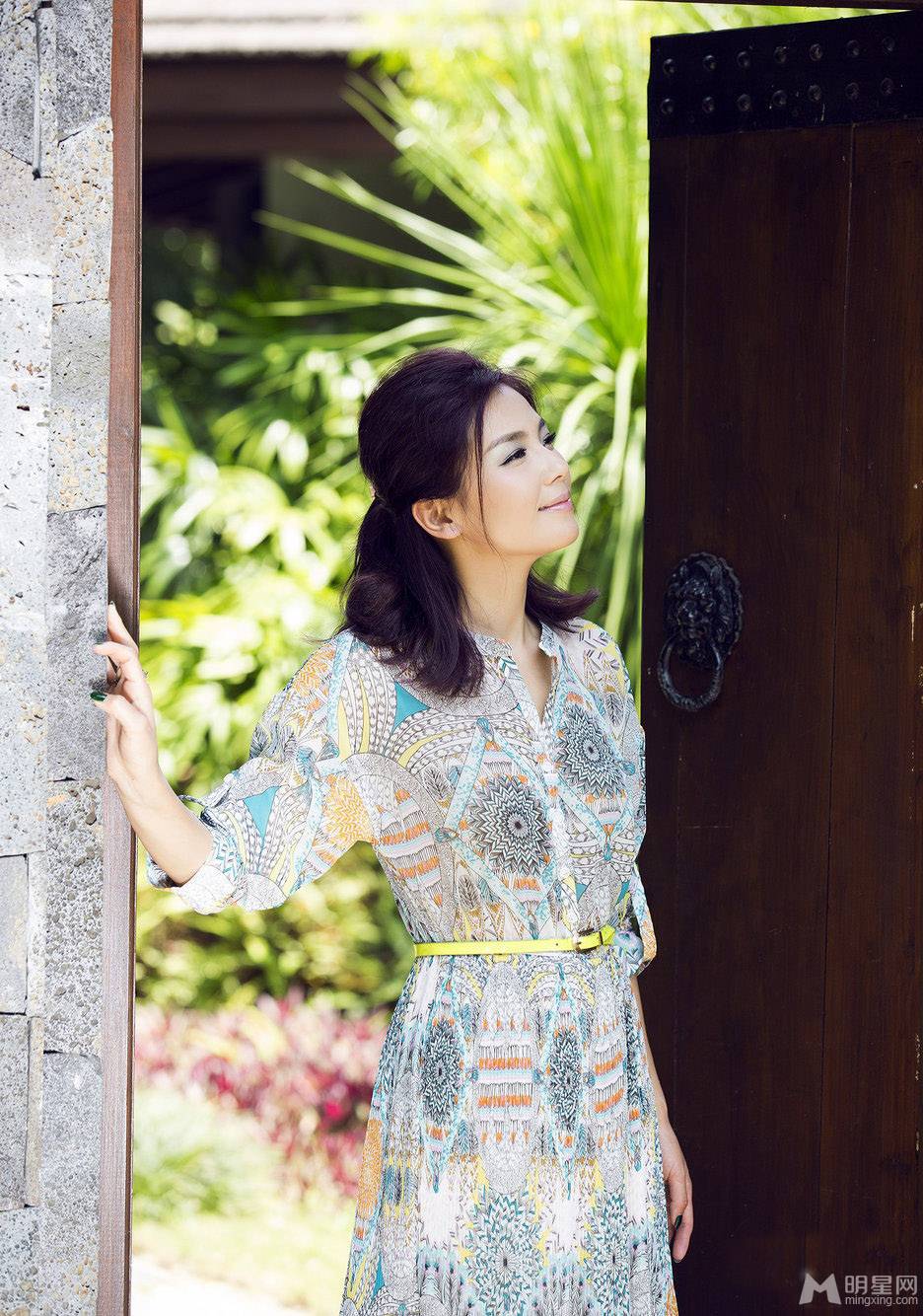 刘涛飘逸柔美清新夏日写真