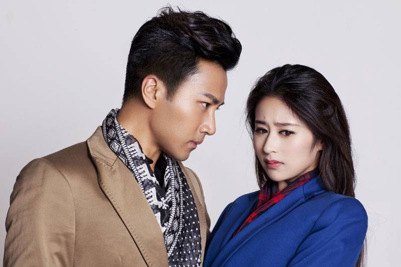 刘恺威颖儿暧昧写真演绎荧幕情侣