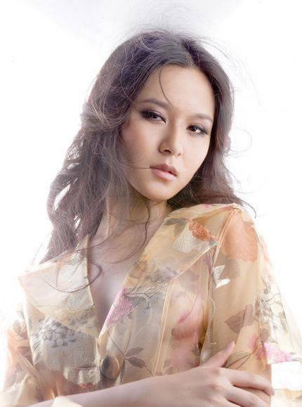 李亚红透视装大片秀曼妙娇躯