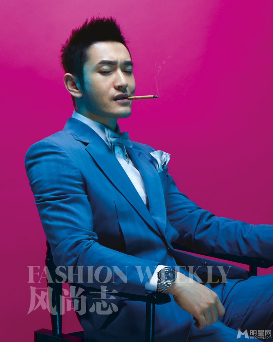 黄晓明吞云吐雾显冷酷写真