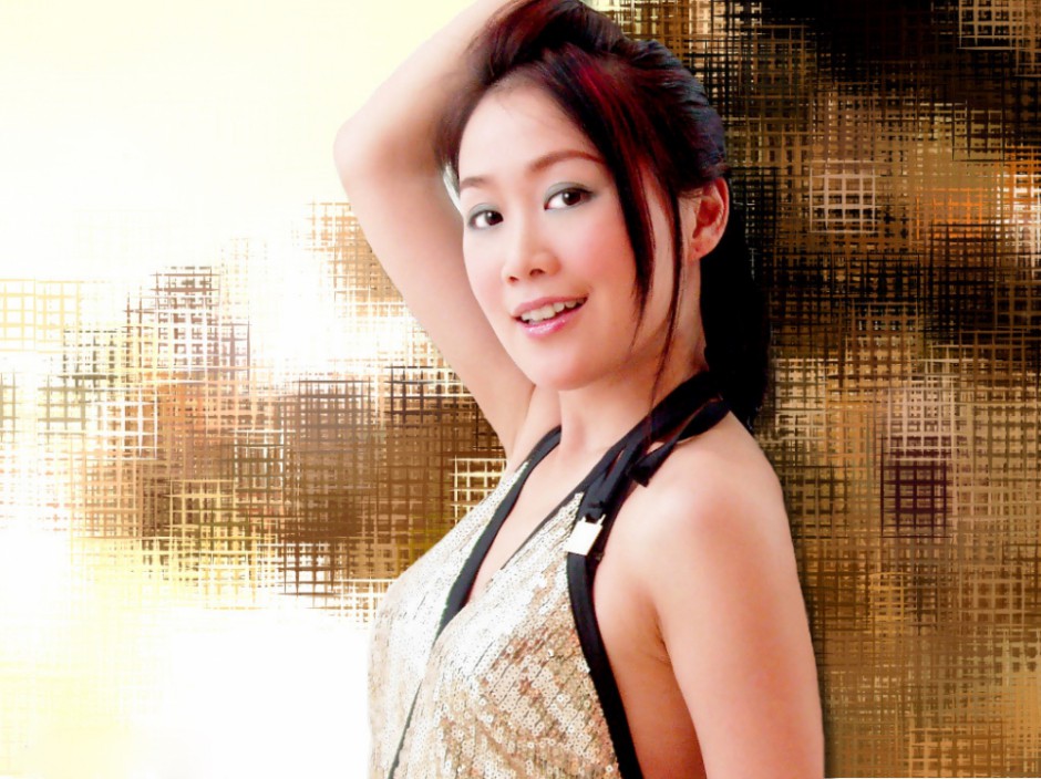 美女明星梁小冰甜美性感写真
