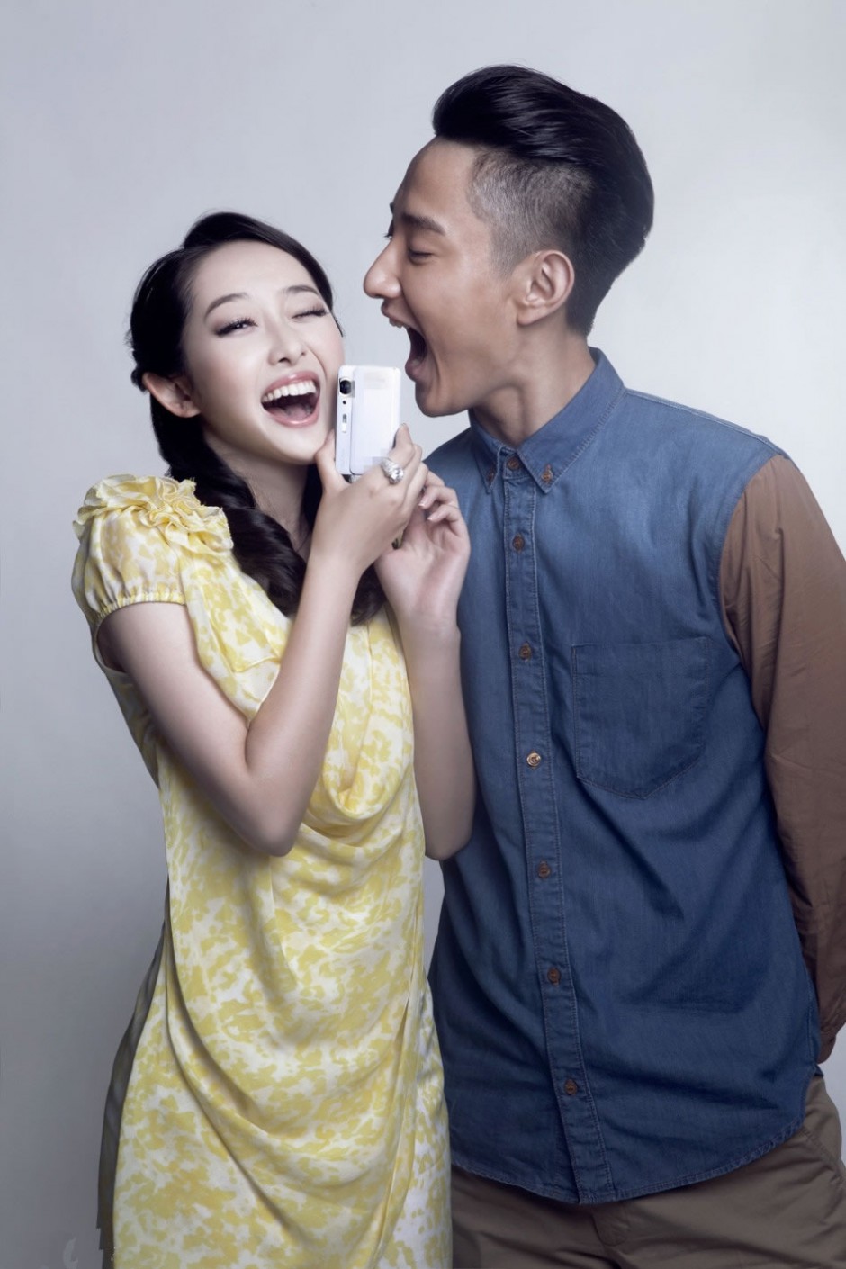 蒋梦婕于小彤玩亲亲彰显郎才女貌大片出炉