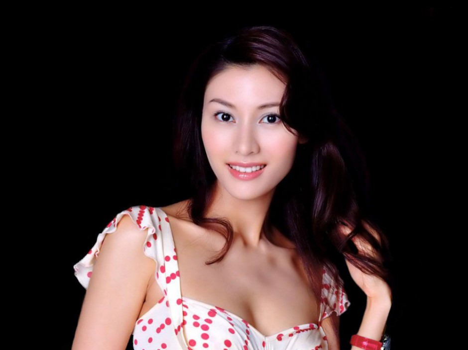 美女明星梁小冰甜美性感写真